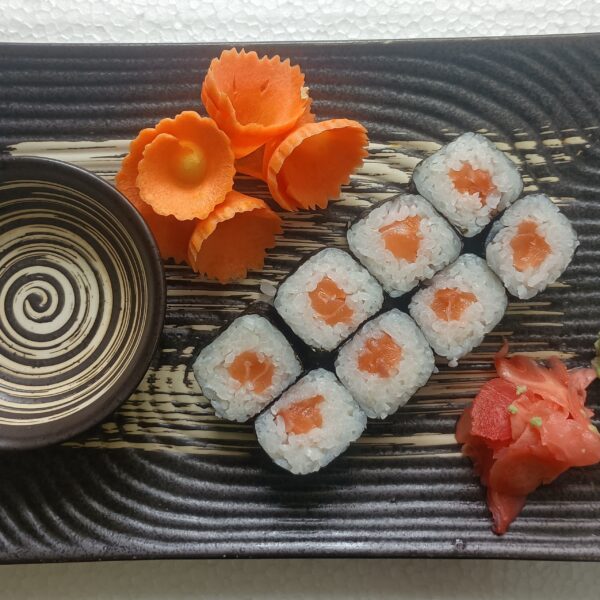 N.26. SAKE MAKI LOSOS
