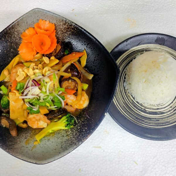 KUNG PAO S KREVETAMI