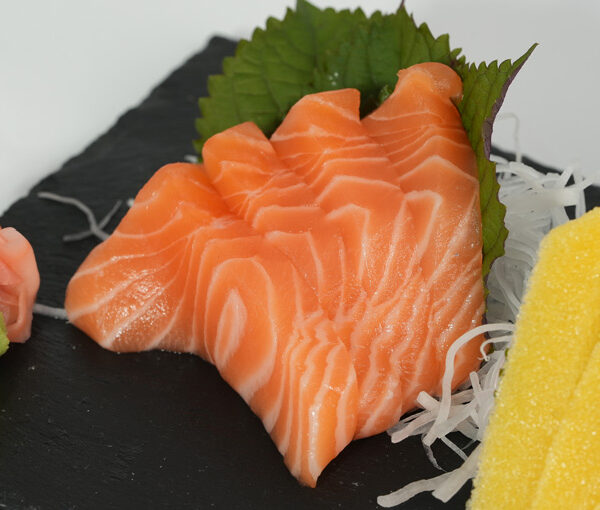 N.11. SAKE SASHIMI LOSOS