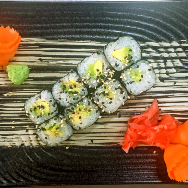 N.37. AVOCADO MAKI
