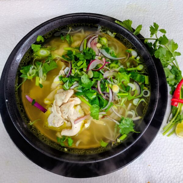 21.a. PHO S VÝVAREM S KUŘECÍM MASEM