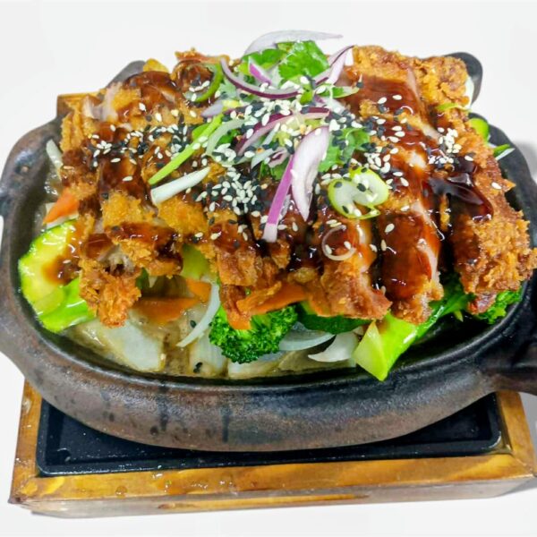 33.d. RÝŽE A SMAŽENÉ MASO NA HORKÉ PLOTÝNCE S KREVETAMI